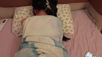 后入汉服女友，屁股又白又大(电报已更新)