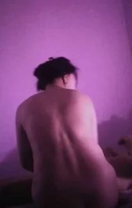 丰满圆润的高个少妇